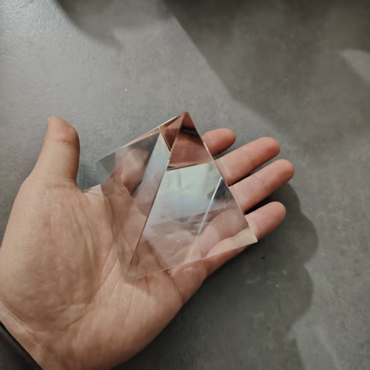 1PC 80mm Quadrangular Pyramid  - Photography Lighting Test recension och pris