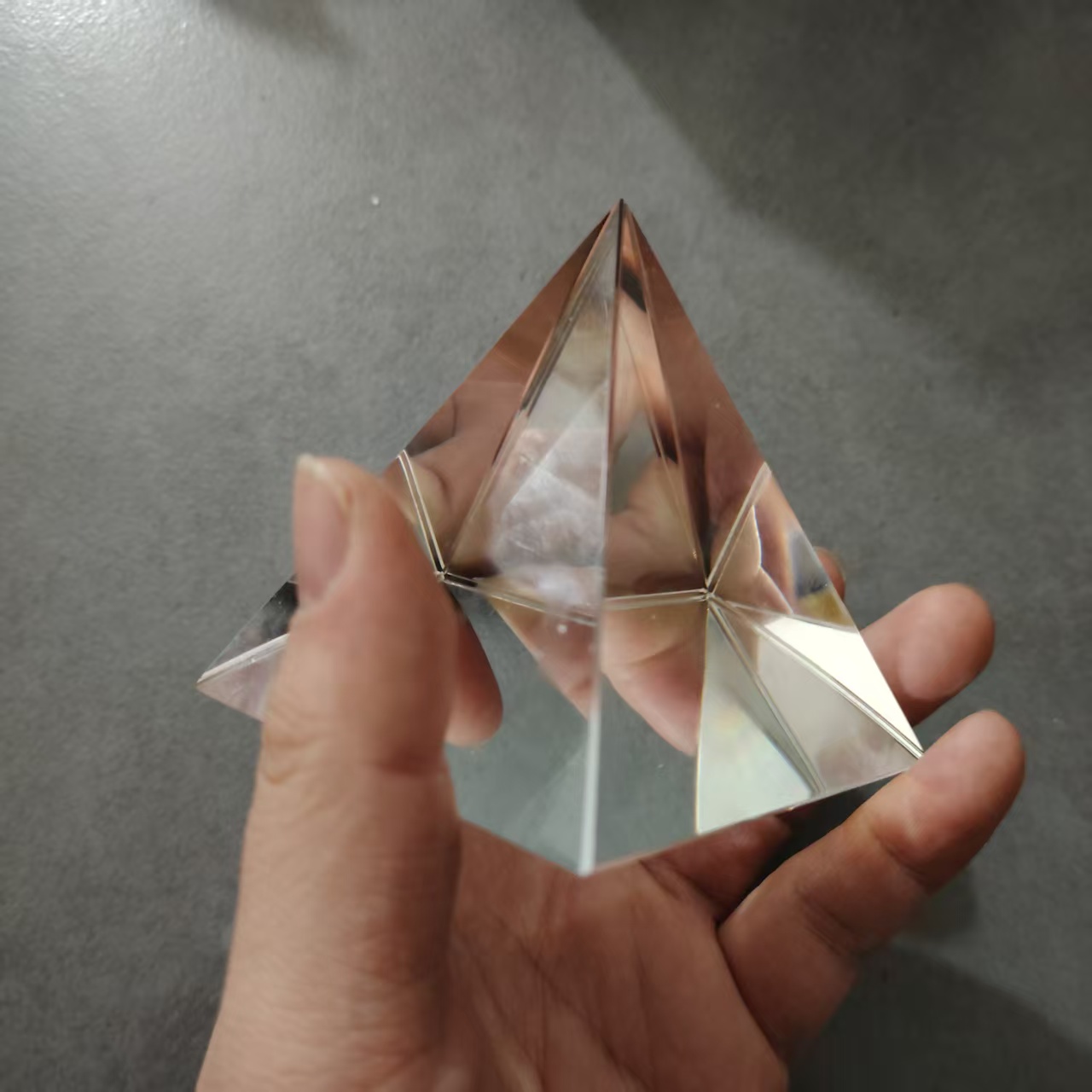 1PC 80mm Quadrangular Pyramid  - Photography Lighting Test recension och pris